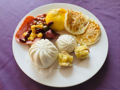 -华强广场酒店-椰香高空自助餐厅