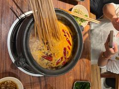 -郑记·古法黑砂锅串串(龙泉店)