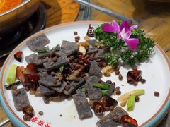 -亮欢寨酸汤鱼(沙冲路店)