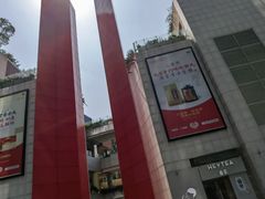 -金虹桥国际中心·停车场