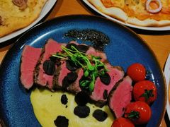 -JINNS锦时 steak&pizza(浸信会礼拜堂旧址店)