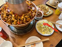 -炉小二铜锅牛蛙•川湘菜(三里屯店)