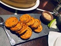鸭肝酱伴葱油饼-杭州西子湖四季酒店·金沙厅