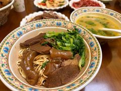 -金杨拉面王小吃面馆·牛三宝面·红烧牛肉粉