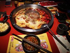 -谭鸭血老火锅(龙湖宝山天街店)