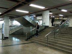 -公园前(地铁站)