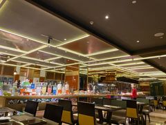 -大中华希尔顿酒店-念自助餐·嗨啤·小龙虾