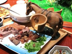-乔家小院•非遗驴肉•青岛菜(滨河路店)