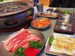 -围炉肉舍•炭烤活鳗•丹东海鲜烤肉(步行街店)