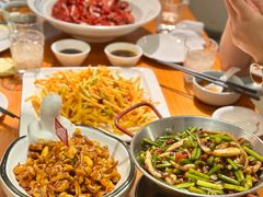 -莲餐厅·湖北菜·潜江小龙虾店(愚园路店)