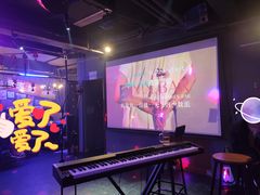 -Mx.cocktail bar