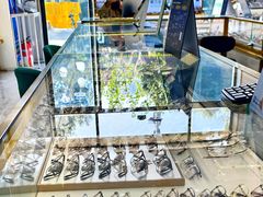 -世纪大明眼镜·林德伯格·蔡司官方授权店(武昌旗舰店)
