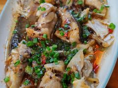 豆豉蒸鱼头-老客家美食• 竹筒饭• 河鲜(龙门永汉店)
