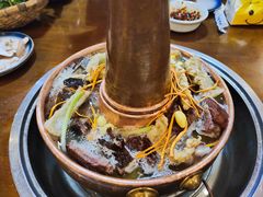 -岳记兴隆·青城腊排铜火锅(融创店)