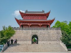-巴陵广场