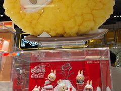 -泡泡玛特POPMART(上海环球港店)