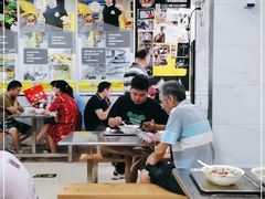 大堂-汪家馄饨(集庆路店)