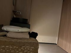-灸春堂·艾灸·痛症·整脊连锁(之江银泰店)