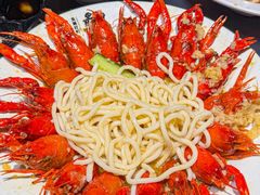 -龙巢盱眙龙虾·牛蛙·烧烤宵夜(八卦岭店)