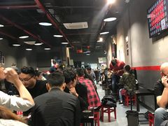等位区-碎怂烤肉(钟楼柳巷店)