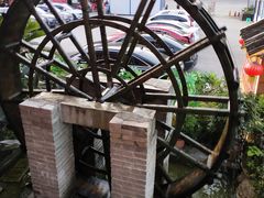 -亮欢寨酸汤鱼(沙冲路店)