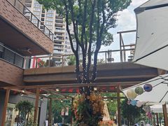 -瑞虹新天地月亮湾
