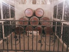 -龙谕酒庄