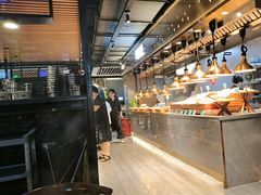 -遇上西雅图多融合海鲜自助餐厅(中房金谊广场店)