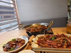 -关东小磨东北菜(上海长风大悦城店)