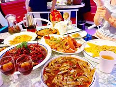 -巴特餐饮6加1音乐餐吧·新疆菜