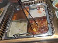 -巴渝瓦肆重庆鲜火锅(宝龙环湖店)