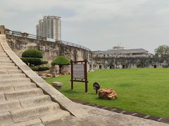 -石炮台公园