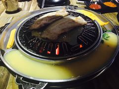 -哈哈碳都·牛肋条无限自助烤肉(台江万达店)