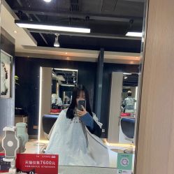 -苑苑发型设计