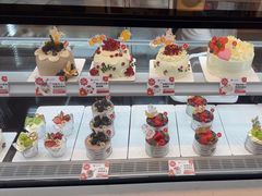 -花花卷卷·鲜食蛋糕(静安久光百货店)