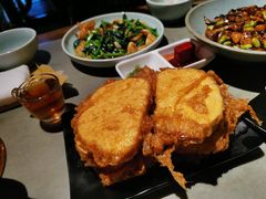 鸡蛋裹炸馒头片-小吊梨汤·北京菜·烤鸭(鸟巢店)