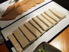 -野山舂·贵州现舂酸汤牛肉(鸿通城店)