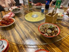 -冶建镜子·老南昌大排档·江西虾王(总店)