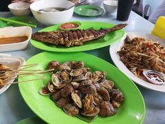 -明记烧鱼美味店