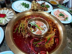 -锦城院坝老火锅