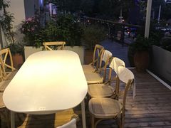 -春树下·树屋花房西餐厅(罍街AS1980店)