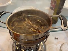 -腾阁自助餐厅(朝林广场店)