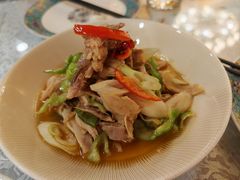 -汗腾格里·风味餐厅(新疆驻京办店)