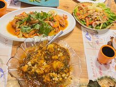 -月亮眼花园餐厅书吧酒吧