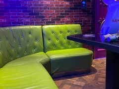 -歌友汇KTV(悦荟广场店)