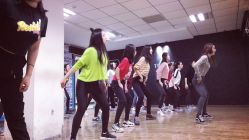 点击看大图 -TOMBOY爵士舞韩舞舞社