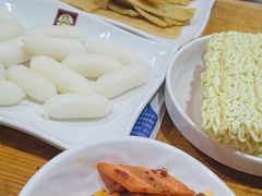 -喇喇排骨火锅·传统韩式脊骨汤(望京西园总店)