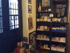 iphone_upload_pic-良友书坊(安徽路店)