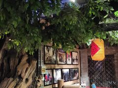 -艳阳天民俗村(公园路店)