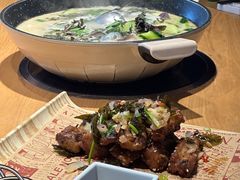 -头上红煨盐鸡·非遗院子餐厅